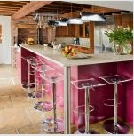 Bárszék a konyhához: bútorok szükséges eleme az állványokhoz