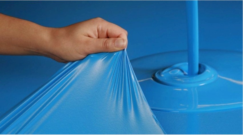 A gumi festék egyik jellemzője a magas rugalmasság - a nyújthatóság mértéke eléri a 400% -ot