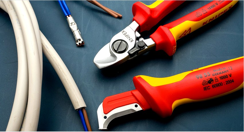 A fogók, fogók, sztrippelők és lehúzók professzionális eszközök az elektromos vezetékekkel történő munkavégzéshez