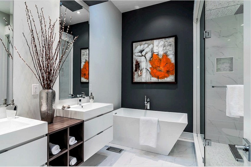 A fürdőszoba elrendezését úgy kell átgondolni, hogy a használható felületet a lehető legmegfelelőbben használják.