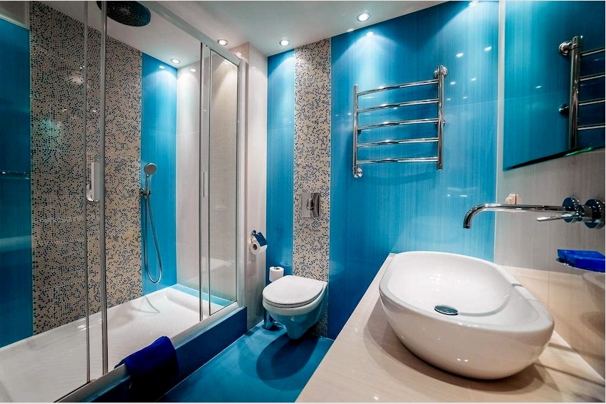 A zuhanyzós fürdőszobákat tekintik a legjobb megoldásnak a korlátozott területű szobákban.