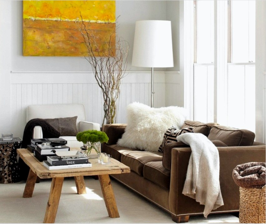 A kényelmes, túlméretes bútorok segítenek a nappali kellemes pihenési helyet nyújtani.