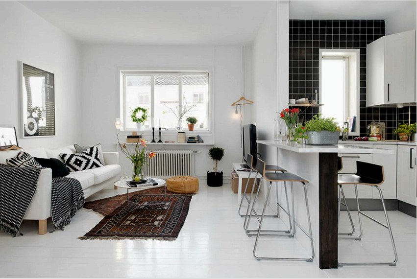 A modern, kicsi apartmanok sok tulajdonosa inkább egy kis konyhát egy nappalival kombinál