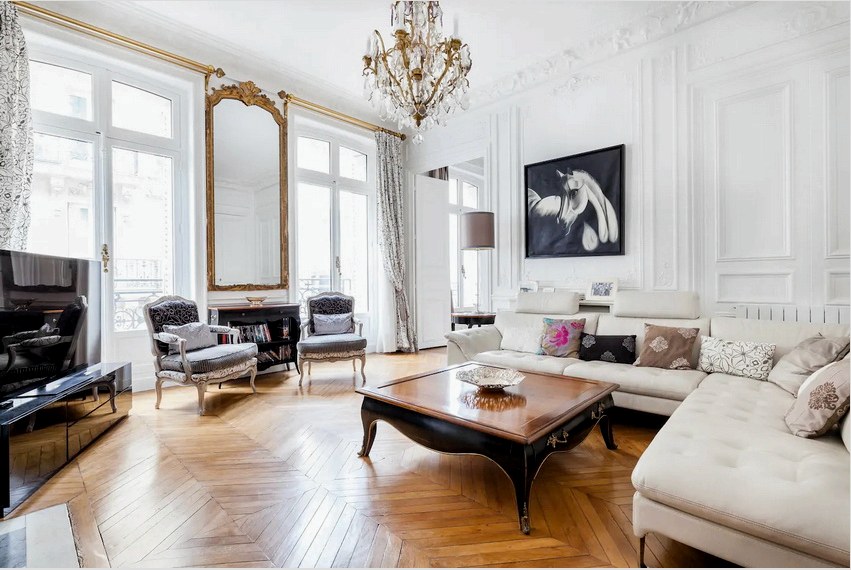 A klasszikus stílusú belsőépítészet egyik jellemzője a bútorok szimmetrikus elrendezése