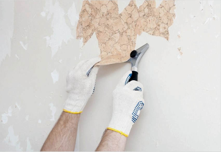 A dekorációs kő felszerelése előtt a falfelületet alaposan meg kell tisztítani a felesleges anyagoktól