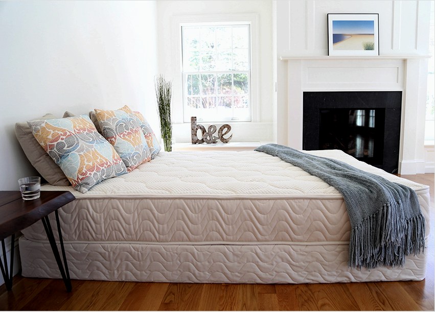 A dupla ágyon lévő matracok különböző merevségi fokúak
