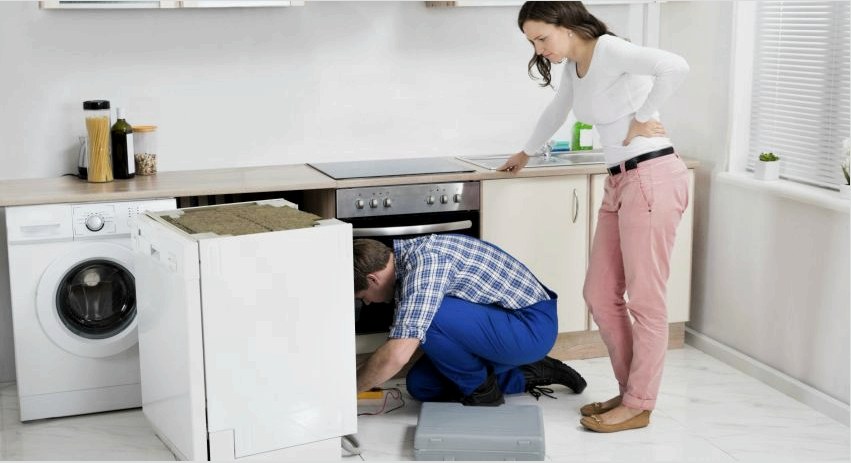 Hogyan csatlakoztassuk egy mosogatógépet a közművekhez