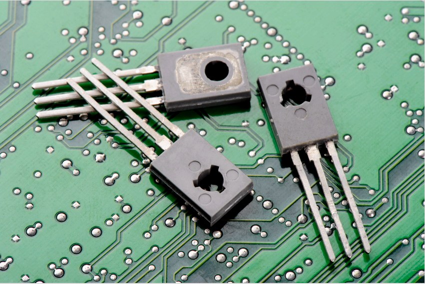 A tranzisztor a mikrochip és az elektromos áramkörök egyik fő alkotóeleme.