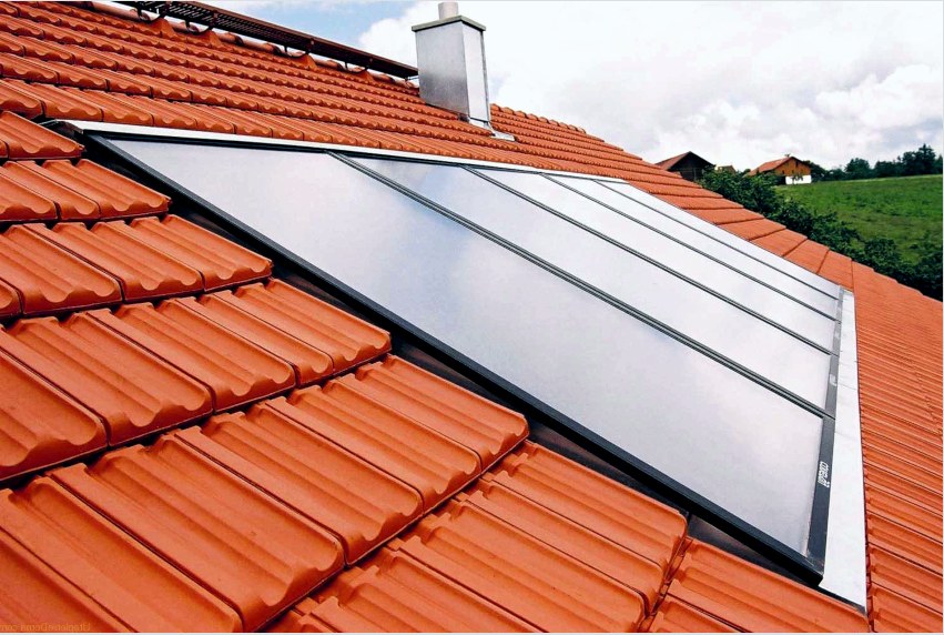 A napkollektorokat a ház tetejére helyezik, ahol a napsugárzás maximális szintje koncentrálódik.