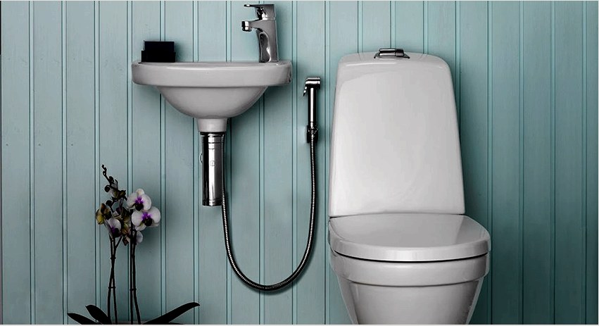 Keverő higiénikus zuhannyal: hogyan lehet a fürdőszobát kényelmesebbé tenni