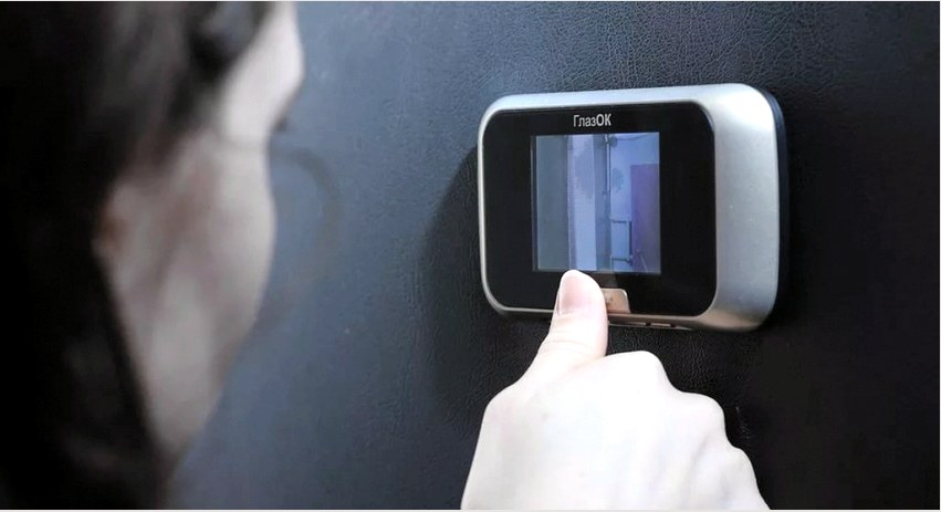Videó ajtón lévő kihangosítóval a lakáshoz: hogyan kell választani, telepíteni és helyesen használni