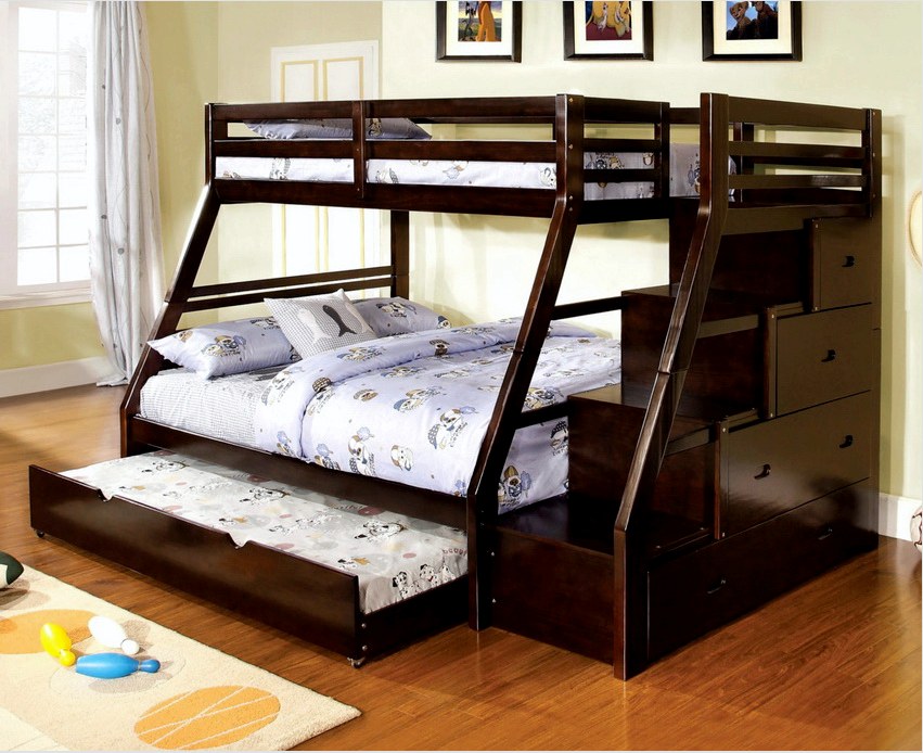 Az átalakító ágy emeletes modellje optimális egy kis hálószobához