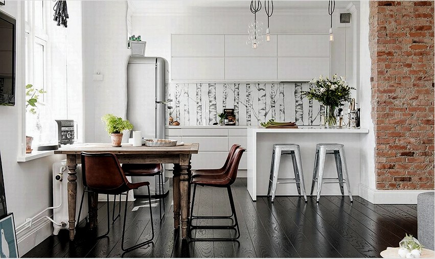 A konyhák jól néznek ki, stílusok kombinációjával díszítve - padlásra és skandinávra