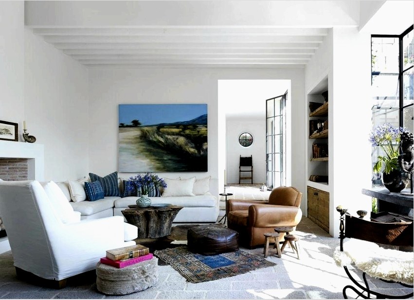 A nappali belső részének romantikus légkörének megteremtésére a legjobb lehetőség a Provence-stílus.