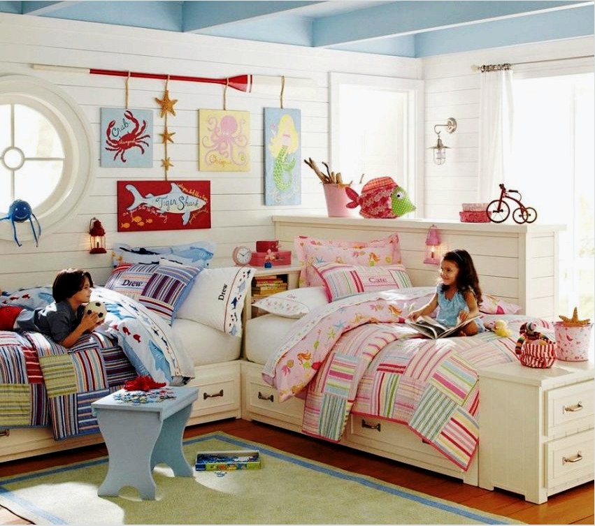Ha egy lány és egy fiú ugyanabban az óvodában él, akkor tanácsos maximalizálni az ágyak közötti helyet