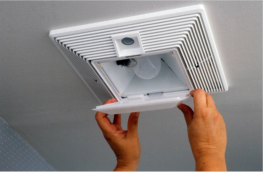 Az ügyfelek véleménye szerint jobb a WC-hez ventilátort használni, mozgásérzékelővel és beépített világítással