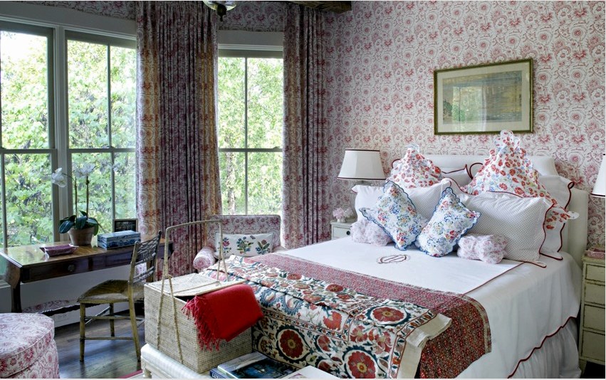 Provence stílusú háttérkép illeszthető a bútorok, a dekoratív párnák vagy az ágytakarók puha kárpitozásához