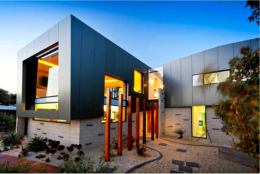 A fa-betonból készült házak vakolatokkal, valamint iparvágányokkal vagy béléssel szemben helyezkedhetnek el.