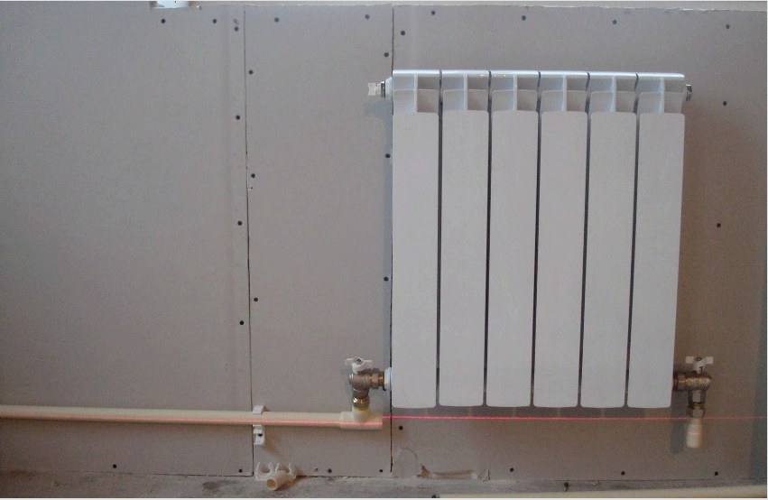 A normál fűtés megszervezéséhez 6 - 20 szegmenst tartalmazó radiátor szükséges