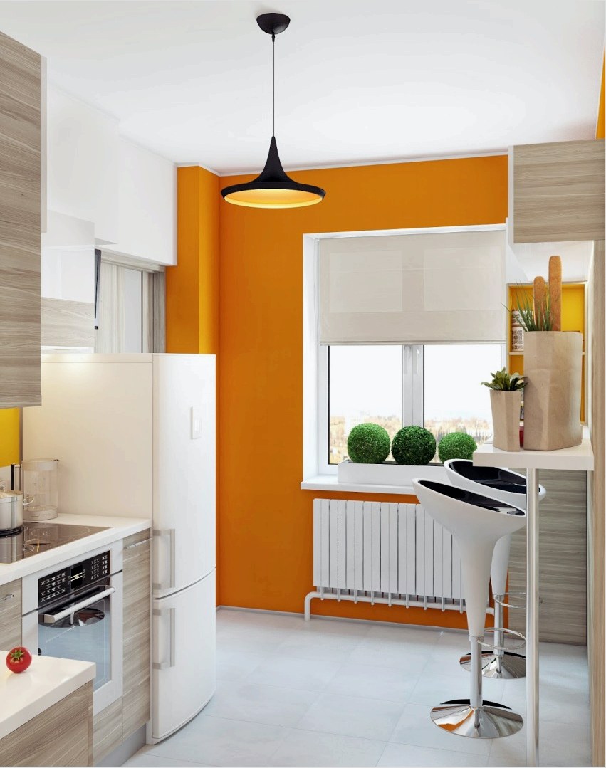 Ablak tervezéséhez függöny nélküli konyhában egy fal akcentussal készítheti el a figyelmet