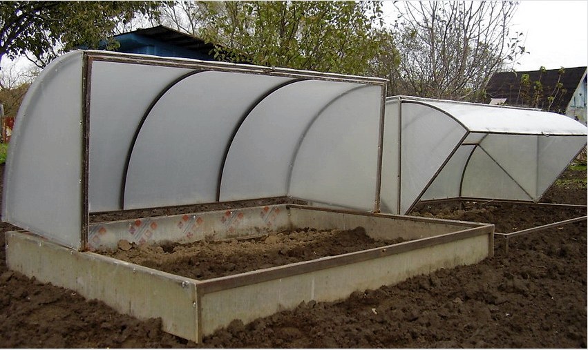 A Khlebnitsa mini üvegházhatást előzetes előkészítés nélkül közvetlenül a talajba lehet felszerelni