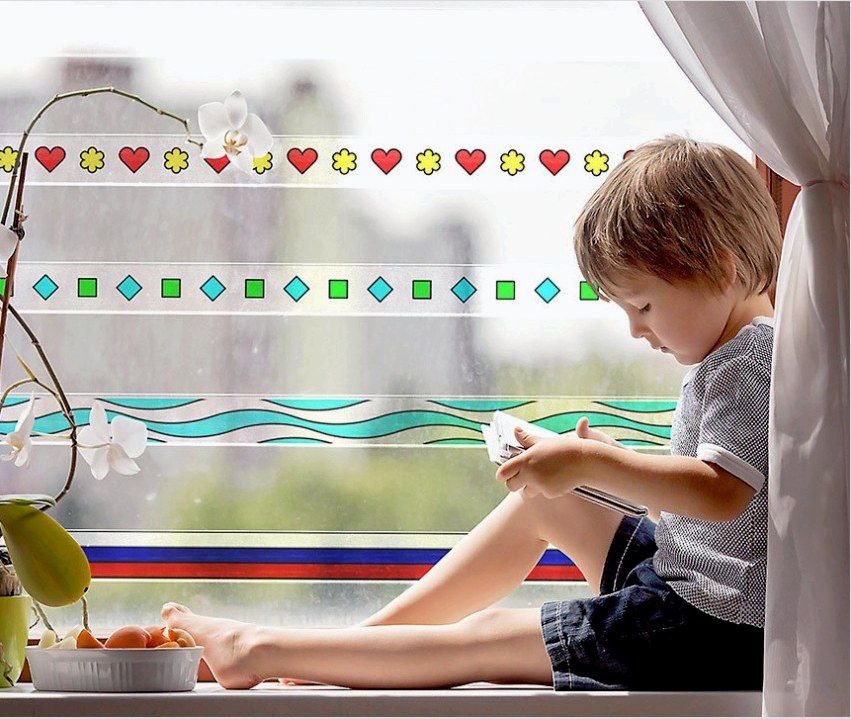 A műanyag ablakrácsok lamelláira rajzolni fogja a belső teret, ami különösen igaz a gyermekszobára