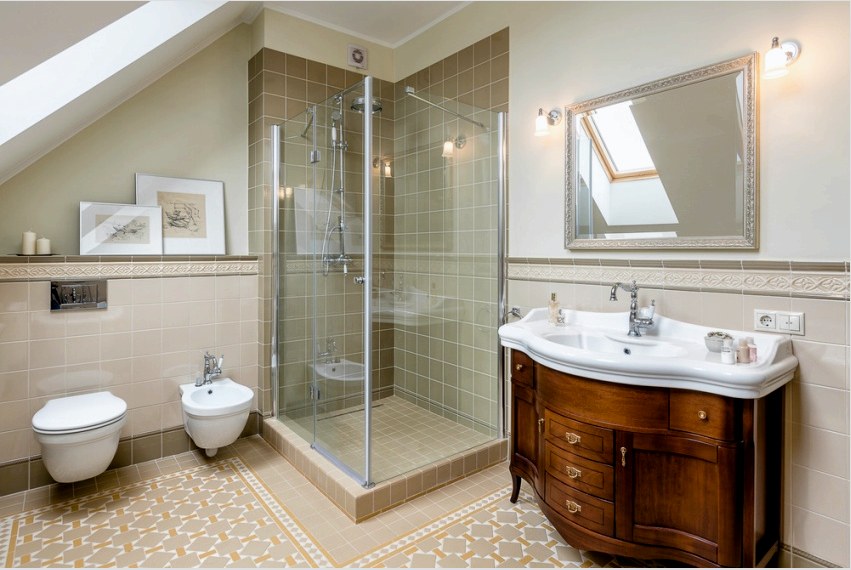 A fürdőszoba mérete nagyban befolyásolja a telepítés típusát és méretét