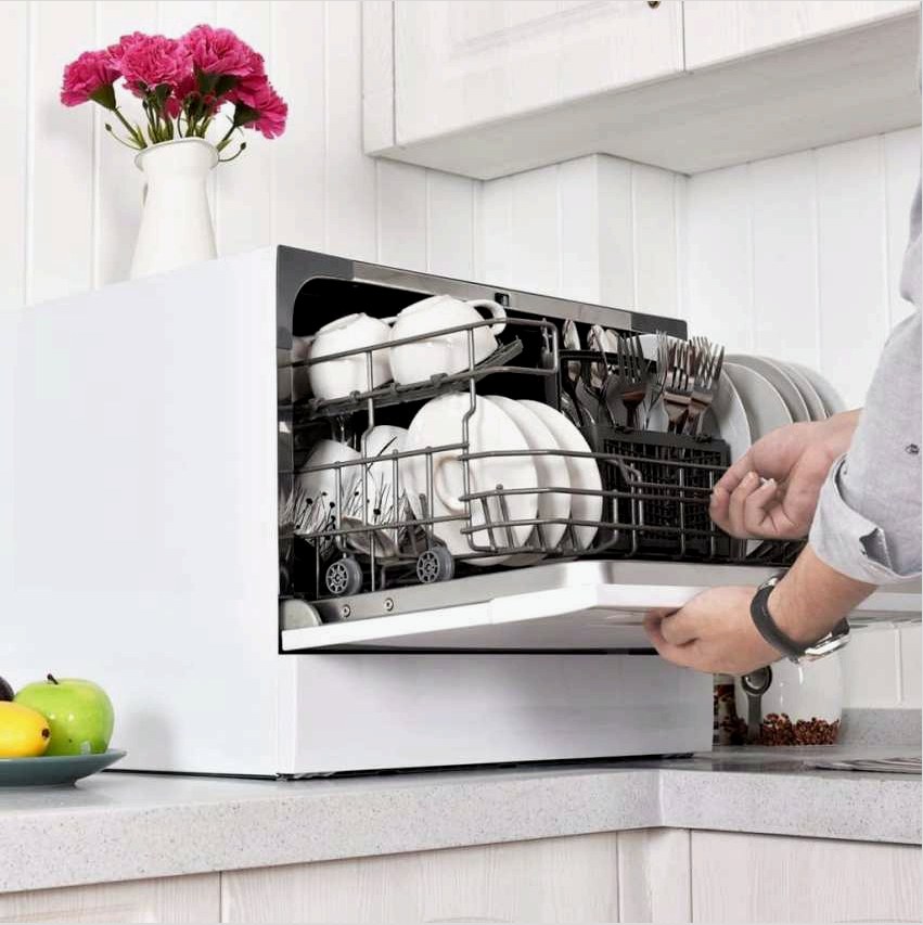 A kompakt mosogatógép fő előnye, hogy szinte bárhol a konyhában elhelyezheti