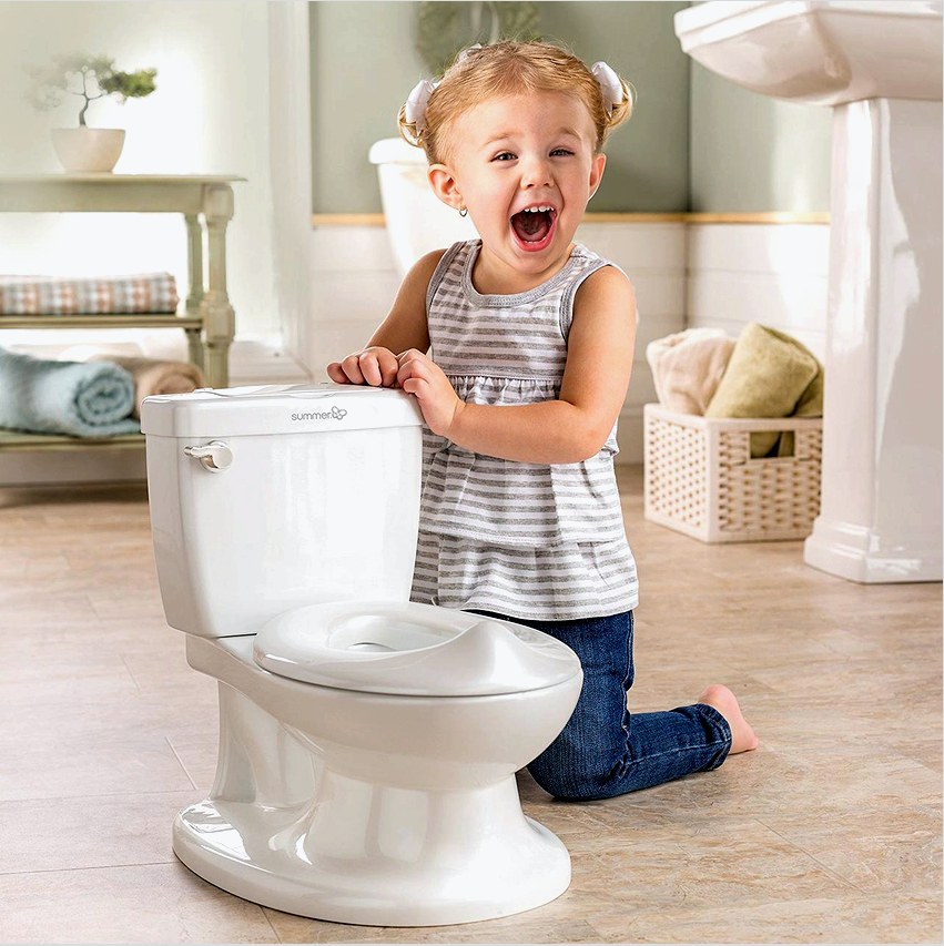Vízvezeték-szerelők csak akkor javasolnak egy gyermek-WC felszerelését, ha elegendő szabad hely van a WC-ben