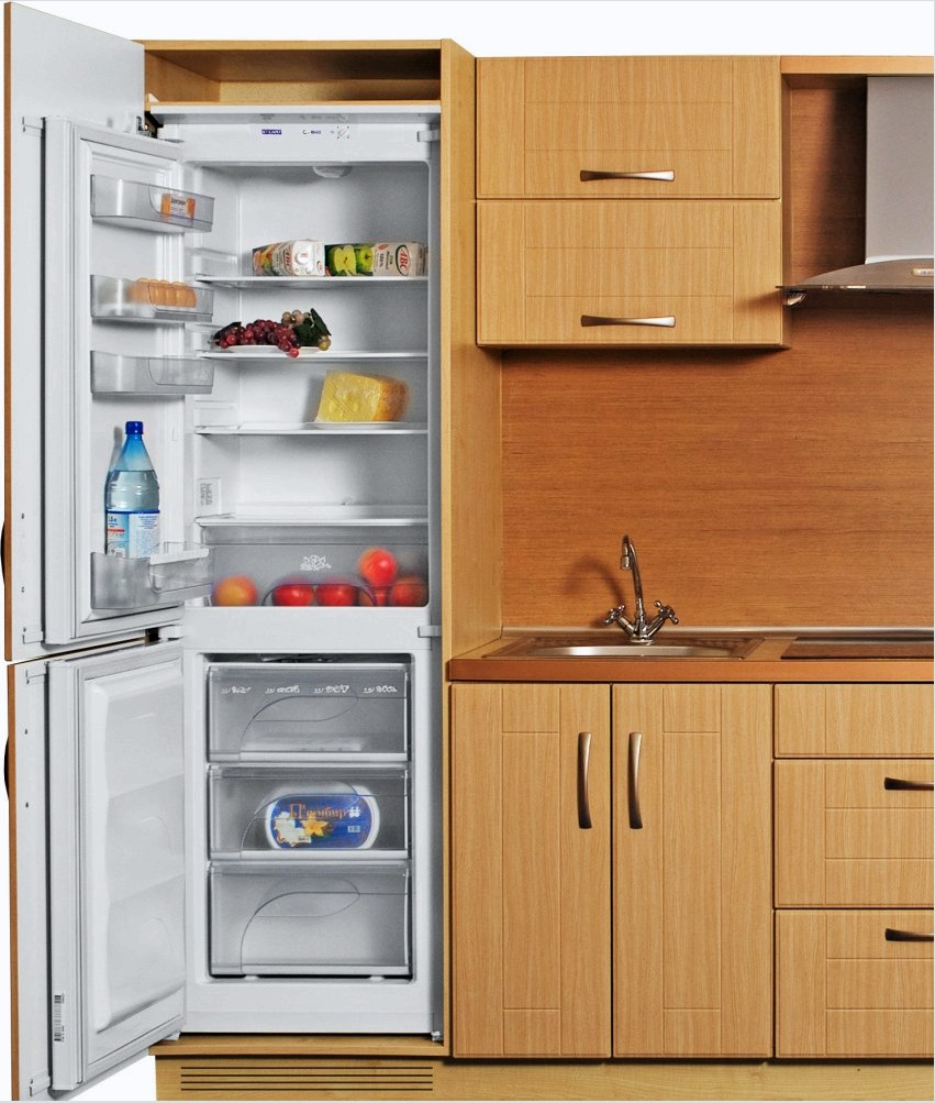 A konyhába beépített ATLANT XM 4307-000 hűtőszekrény