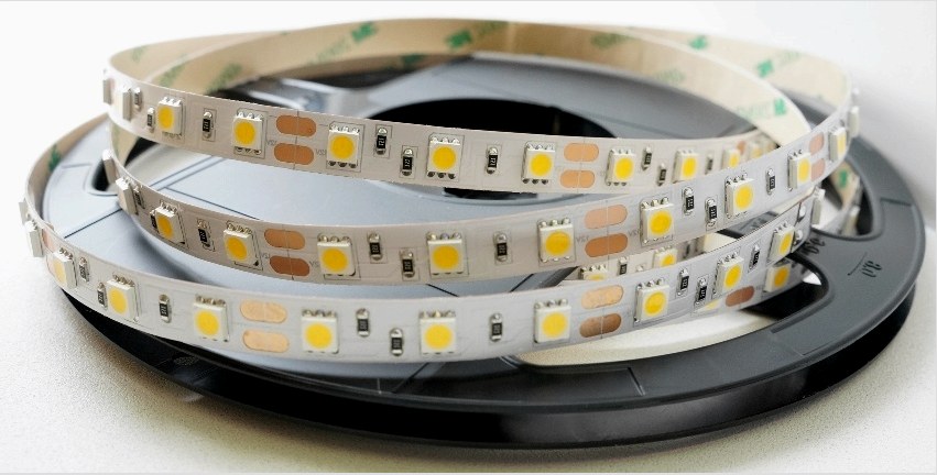 A LED-ek speciális félvezetők, amelyek fényt bocsátanak ki, amikor az elektromos energia áthalad rajtuk