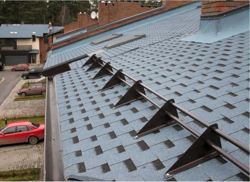  A hórétegek csőszerkezeteit ritkán használják a puha bevonatú tetőkön.
