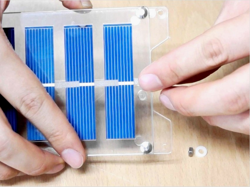 A napelem telepíthető improvizált anyagokból, de az ilyen akkumulátor hatékonysága nem lesz magas