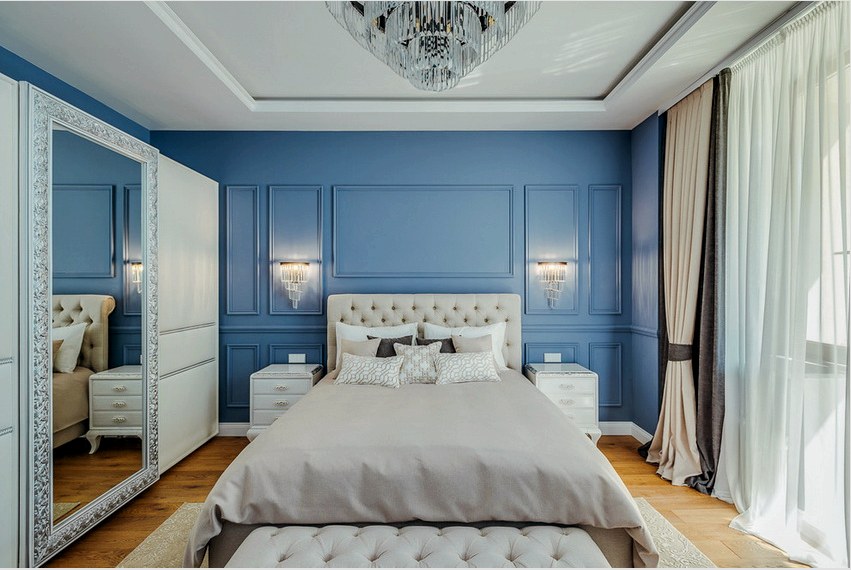 A fehér szín tökéletesen kombinálható a kék, a zöld, a bézs minden árnyalatával, ami lehetővé teszi, hogy valóban luxus hálószobákat hozzon létre