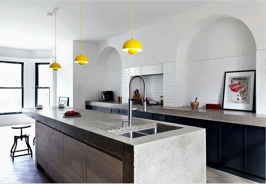 A konyhában lévő betonlapok lenyűgöző és szokatlanul néznek ki