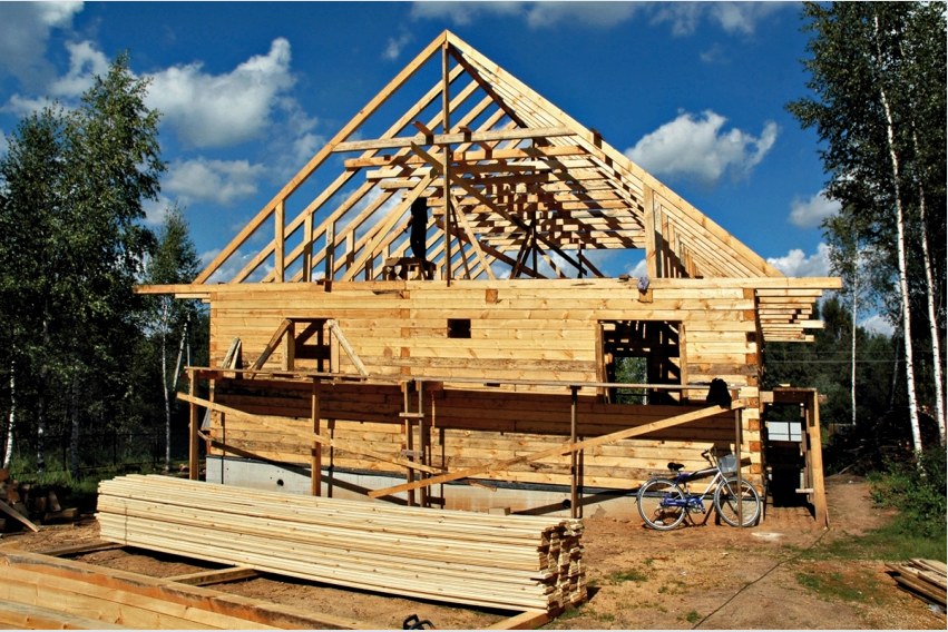 A házépítési projektek önállóan kidolgozhatók, vagy építőipari vállalkozástól vásárolhatók meg