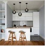 Fából készült székek a konyhához: elegancia és praktikusság