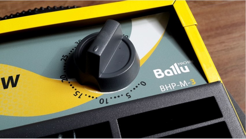 A Ballu BHP-M-3 hőpisztoly rendelkezik a termosztát kézi újraindításának lehetőségével, amely lehetővé teszi a készülék felügyelet nélküli használatát.