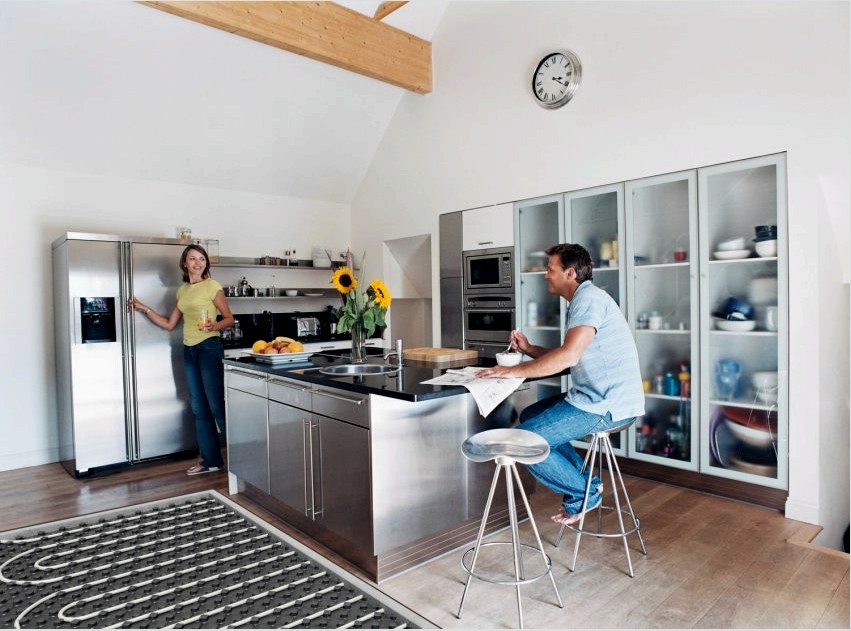 A meleg padló segít a ház vagy apartman kényelmesebbé és melegebbé tételében