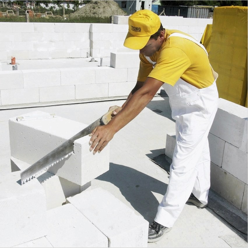 A porózus beton blokkok könnyedén vághatók