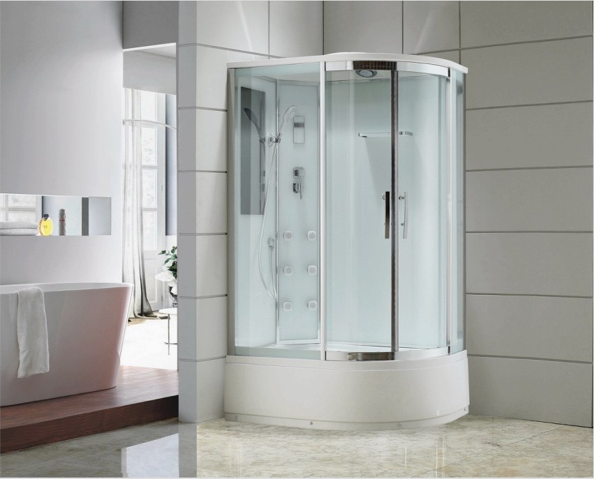A zuhanykabin felszerelése előtt meg kell mérni a mennyezet magasságát, mivel egyes modellekben a raklap meghaladja a 40 cm-t, és a kialakítás egyszerűen nem felel meg