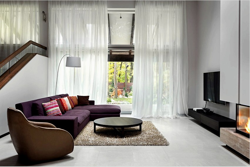 A sarok-kanapék jól néznek ki különböző stílusú helyiségekben