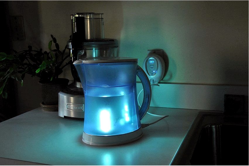 Vízszűrő beépített UV lámpával