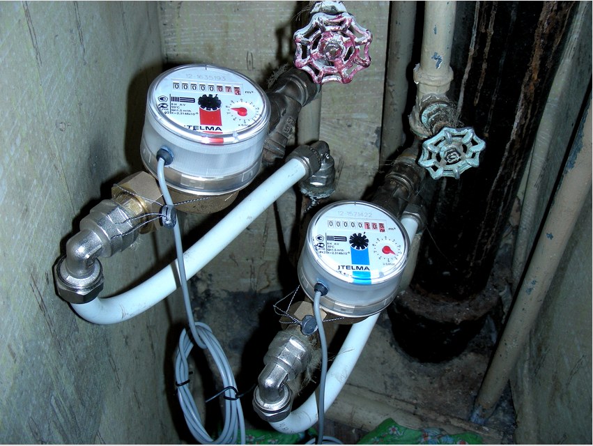 A vízmérők kétféle módon telepíthetők: vízszintes és függőleges