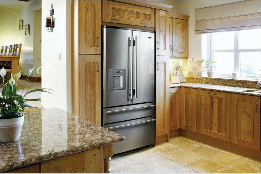 A mellékelt hűtőszekrényeket gyakran vásárolják, hogy jelentős mennyiségű élelmiszert fagyaszthassanak.