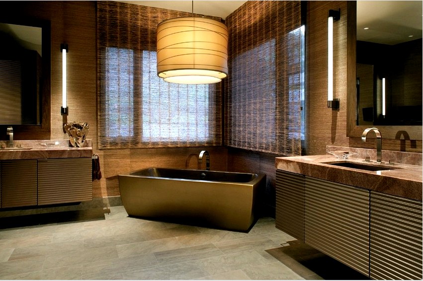 Az akril színű fürdő áraját olyan szolgáltatások rendelkezésre állása befolyásolja, mint például a hidromasszázs és a háttérvilágítás.