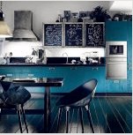 Fekete konyha: elegancia és exkluzivitás a belső terekben