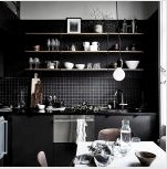 Fekete konyha: elegancia és exkluzivitás a belső terekben