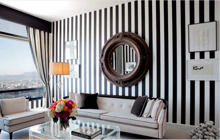 A modern nappali belsejében az egyes felületeket gyakrabban különbözik textúra vagy nyomtatás alapján