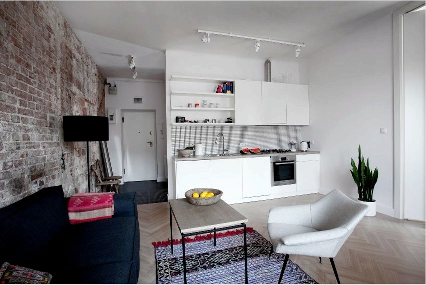 A nappali és a konyha kontrasztos háttérképként